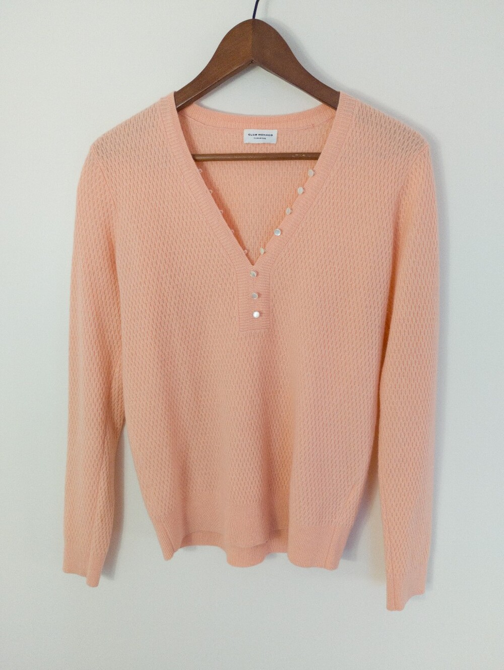 Club Monaco 100% Cashmere Pointelle Knit V Neck Button Sweater Small